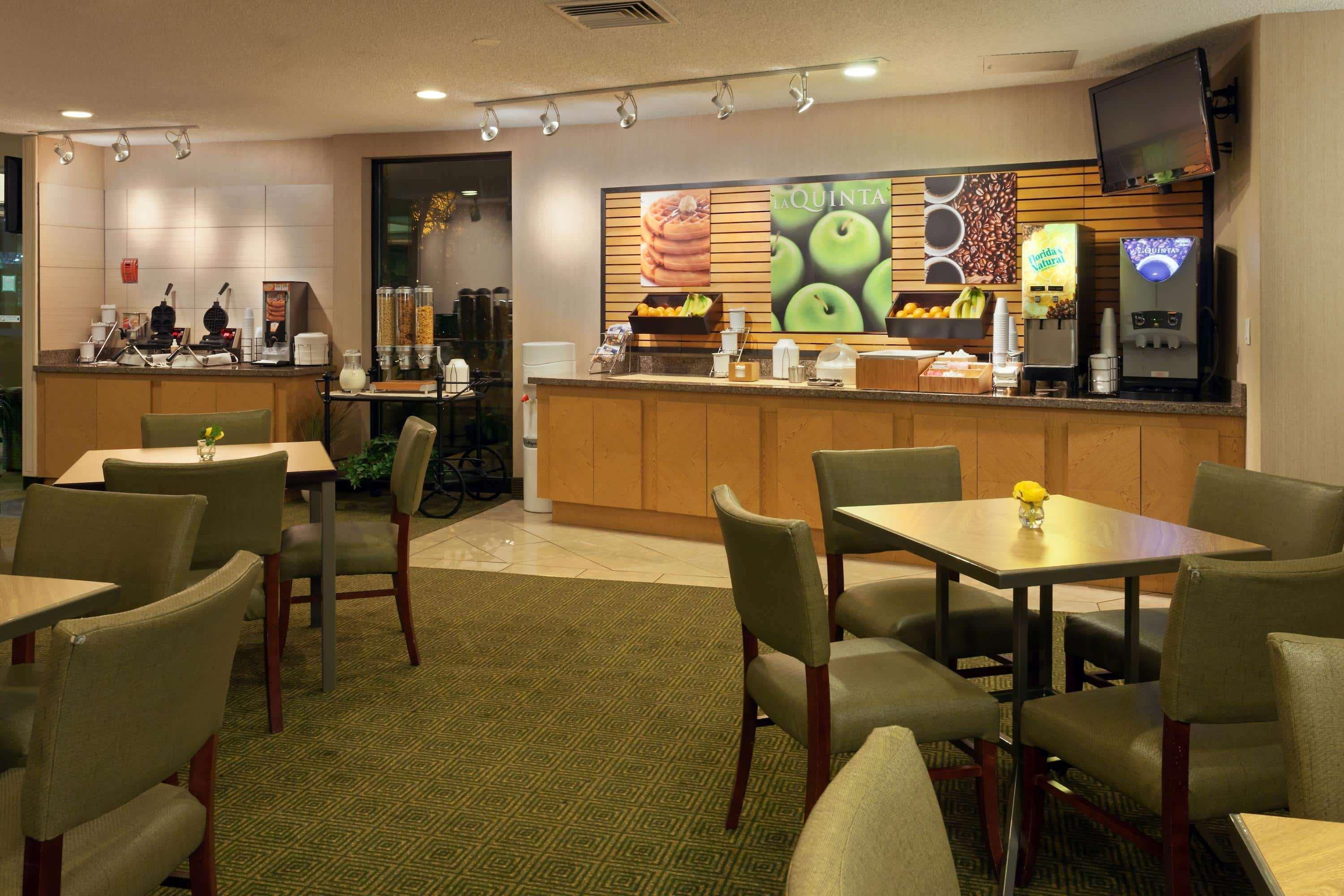 La Quinta By Wyndham Seattle Sea-Tac Airport Hotel SeaTac Eksteriør billede